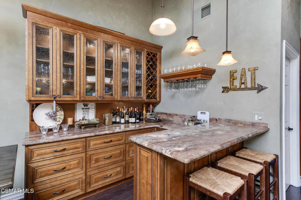 30049 Trail Creek Drive Agoura Hills, CA 91301