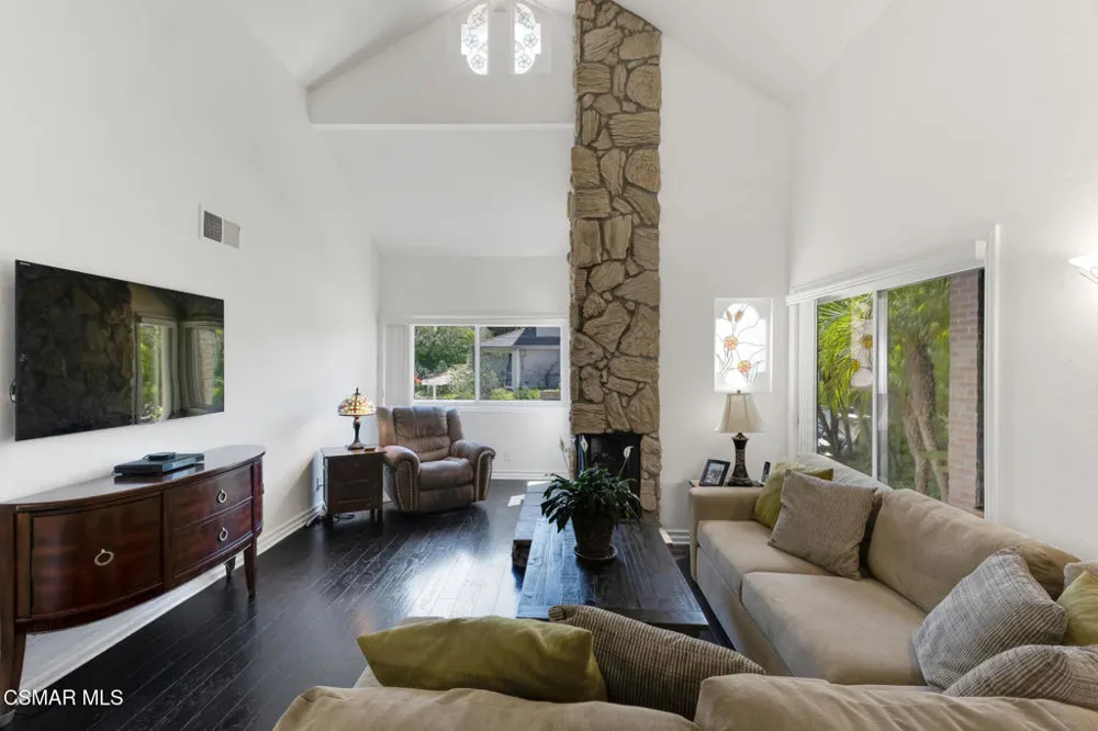 30049 Trail Creek Drive Agoura Hills, CA 91301