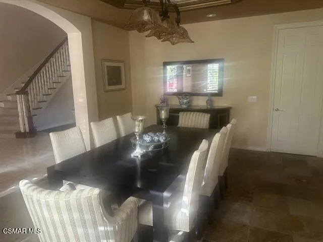 4006 Hunt Club Court Agoura Hills, CA 91301