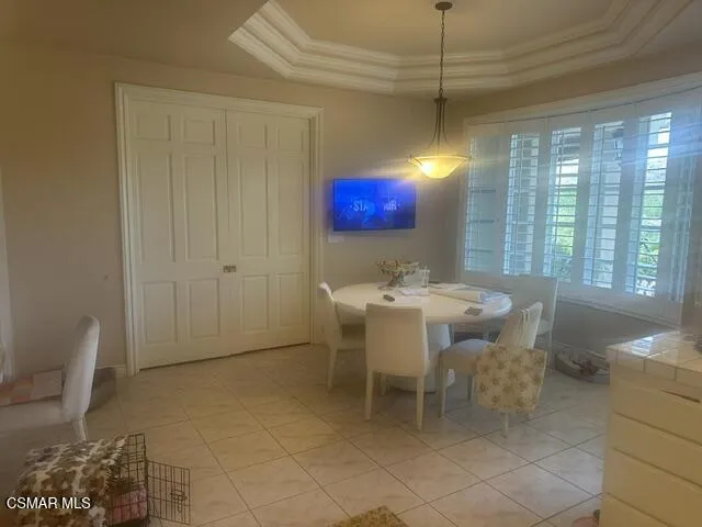 4006 Hunt Club Court Agoura Hills, CA 91301