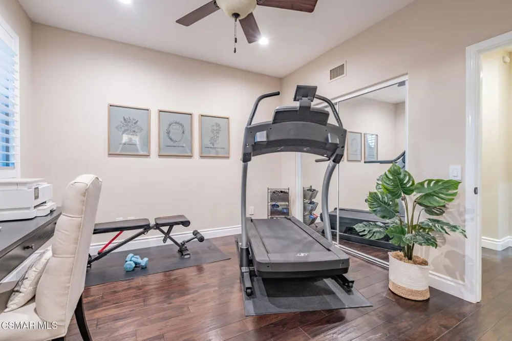 728 Rustic Hills Drive Simi Valley, CA 93065