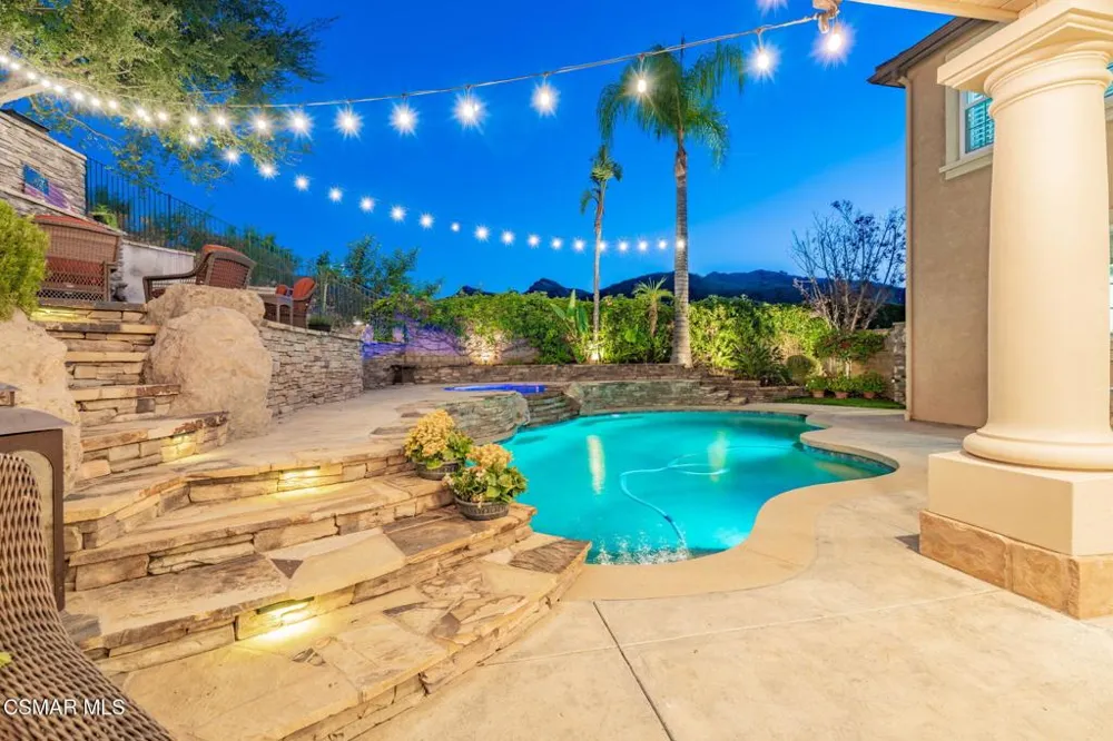 728 Rustic Hills Drive Simi Valley, CA 93065