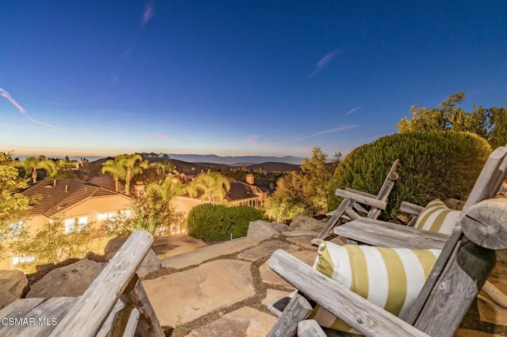 728 Rustic Hills Drive Simi Valley, CA 93065