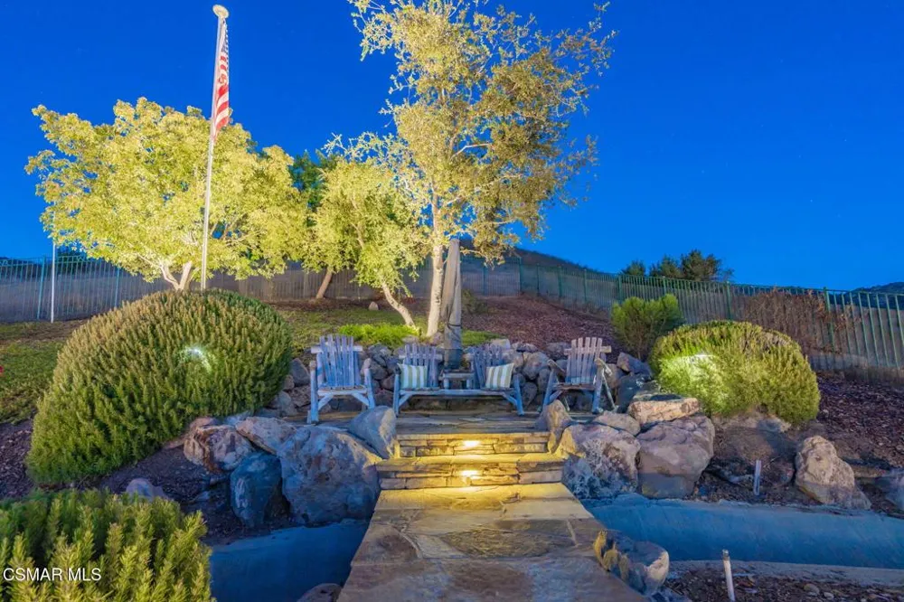 728 Rustic Hills Drive Simi Valley, CA 93065