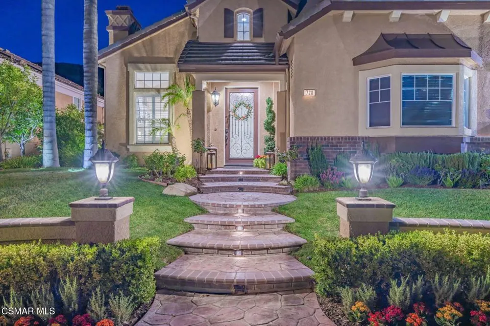 728 Rustic Hills Drive Simi Valley, CA 93065