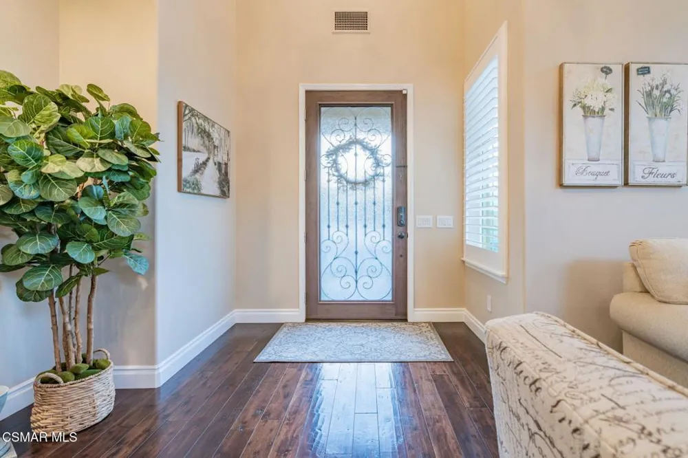 728 Rustic Hills Drive Simi Valley, CA 93065