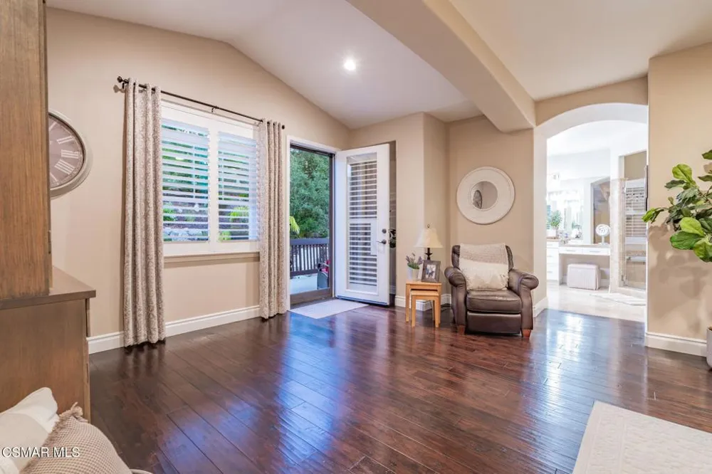 728 Rustic Hills Drive Simi Valley, CA 93065