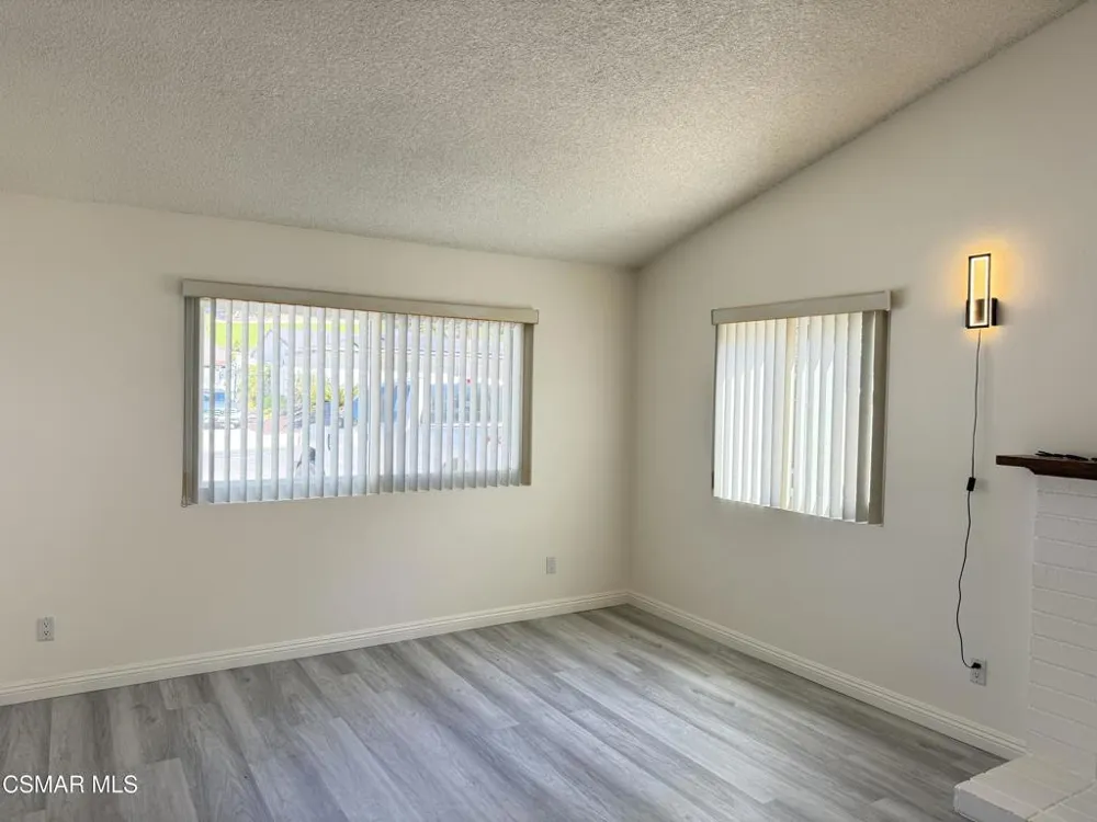 7254 Pomelo Drive West Hills, CA 91307