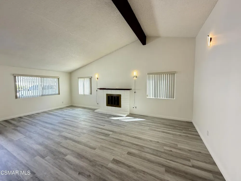 7254 Pomelo Drive West Hills, CA 91307