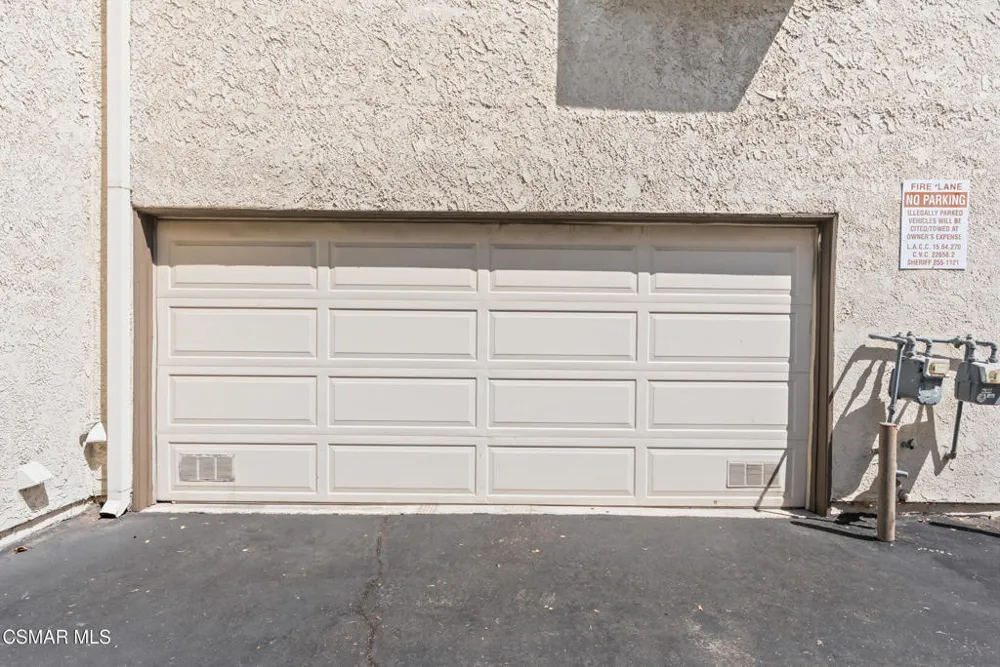 27656 Ironstone Drive #5 Canyon Country, CA 91387
