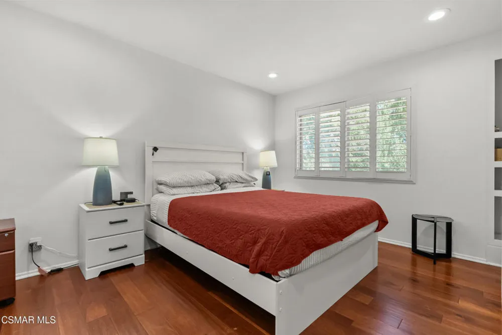 27656 Ironstone Drive #5 Canyon Country, CA 91387
