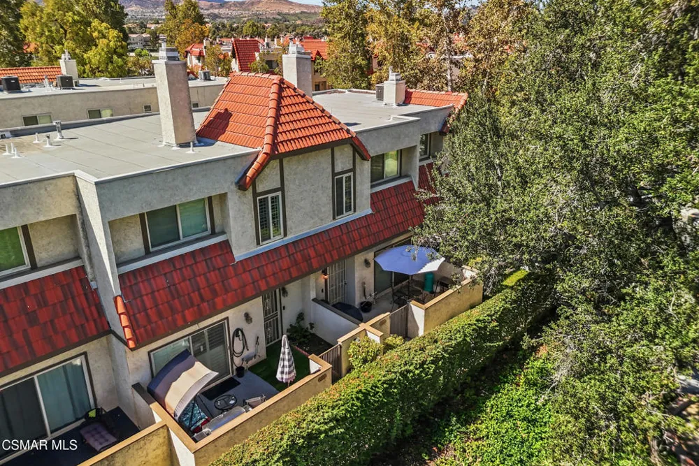 27656 Ironstone Drive #5 Canyon Country, CA 91387