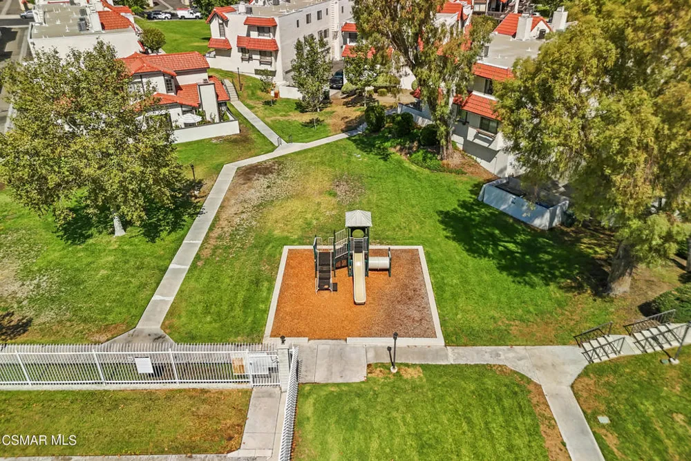 27656 Ironstone Drive #5 Canyon Country, CA 91387