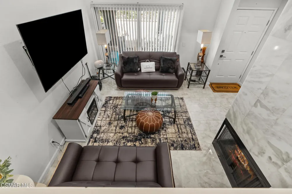 27656 Ironstone Drive #5 Canyon Country, CA 91387