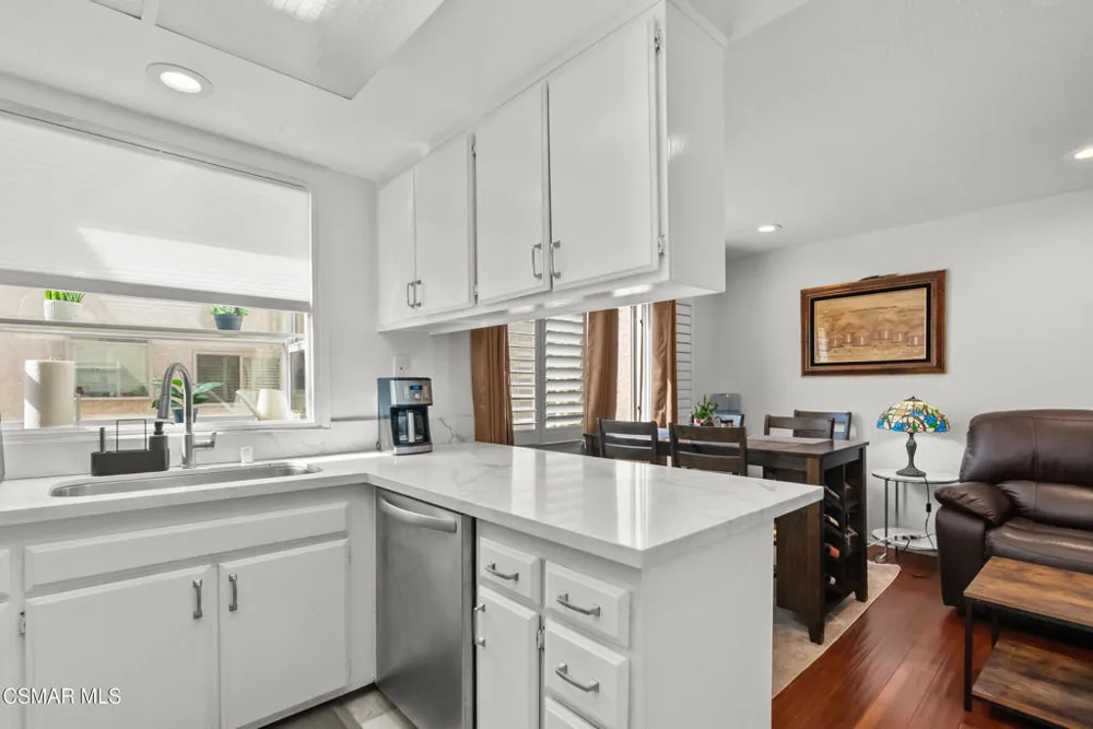 27656 Ironstone Drive #5 Canyon Country, CA 91387