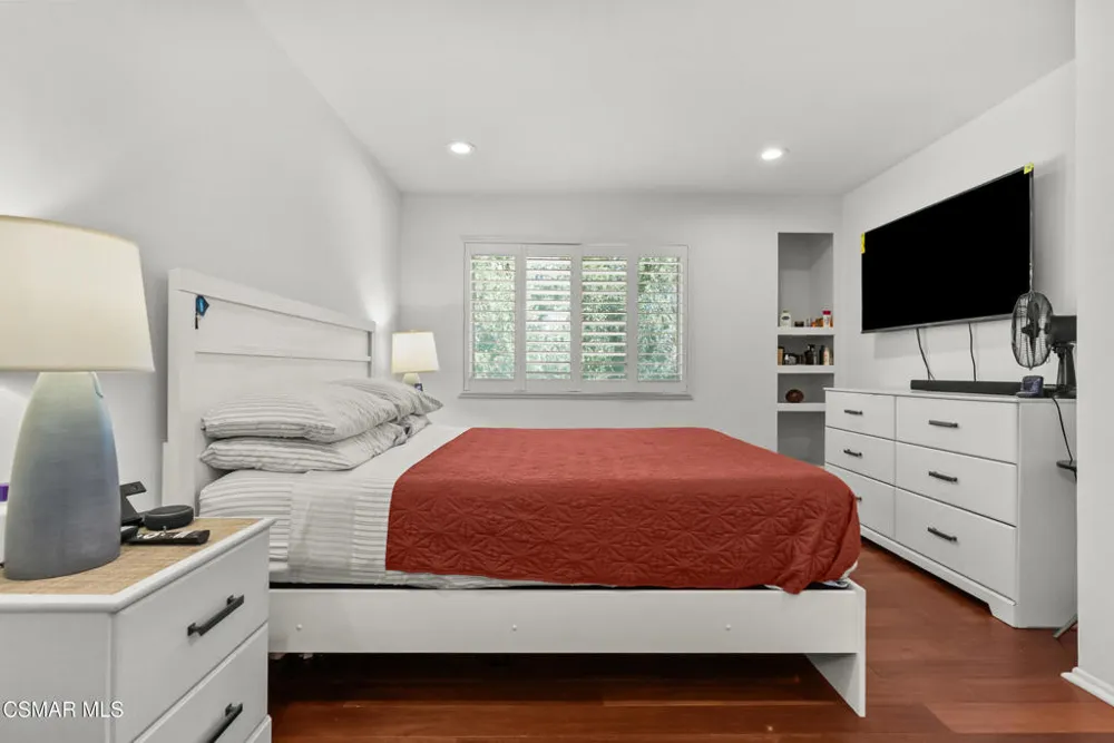 27656 Ironstone Drive #5 Canyon Country, CA 91387