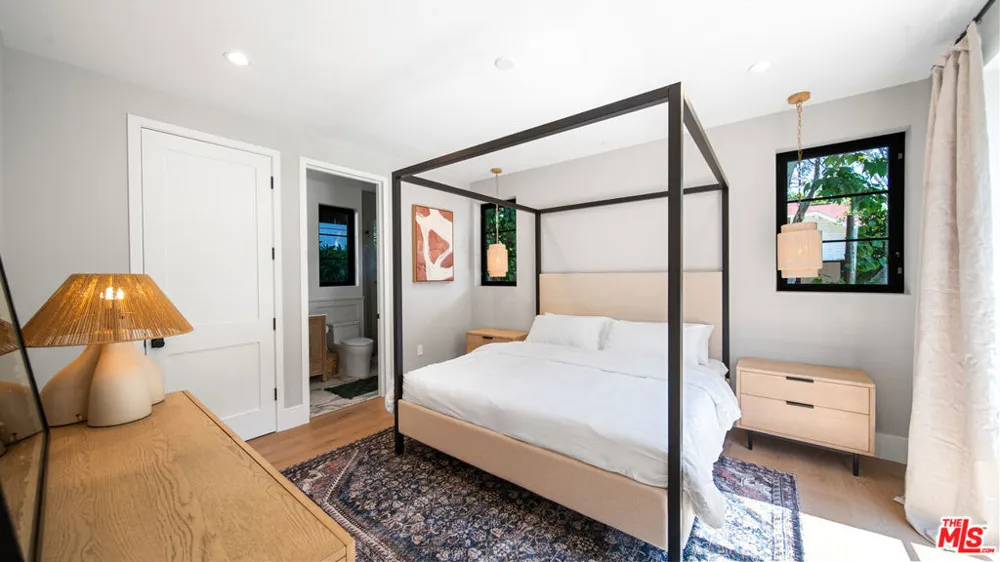 1914 Laurel Canyon Boulevard Los Angeles, CA 90046