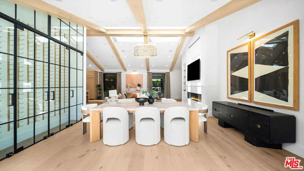 1914 Laurel Canyon Boulevard Los Angeles, CA 90046