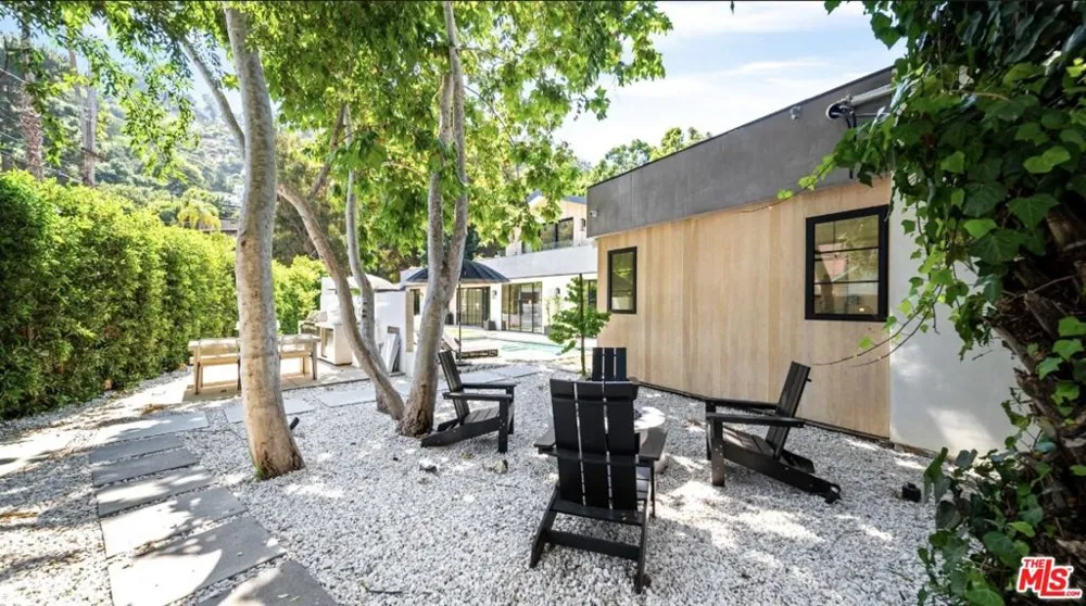 1914 Laurel Canyon Boulevard Los Angeles, CA 90046