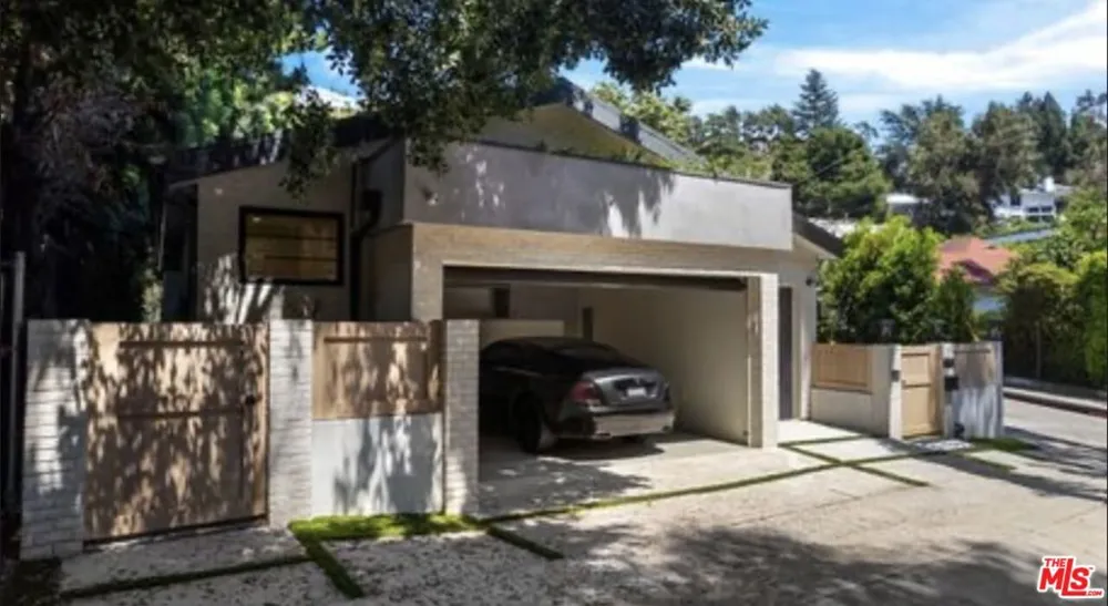 1914 Laurel Canyon Boulevard Los Angeles, CA 90046