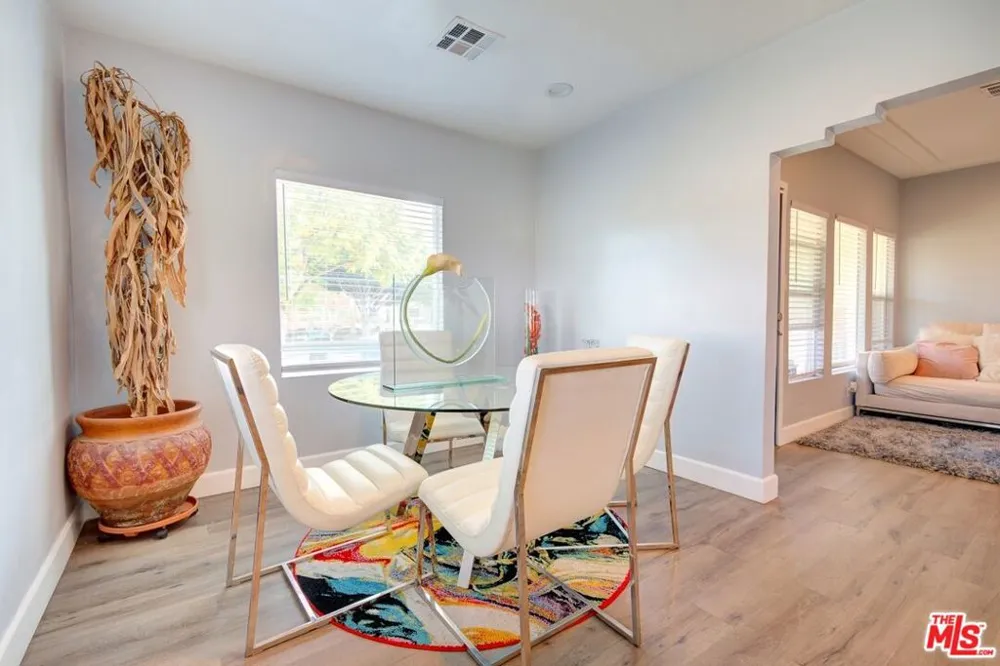 9001 S 5TH AVENUE Inglewood, CA 90305