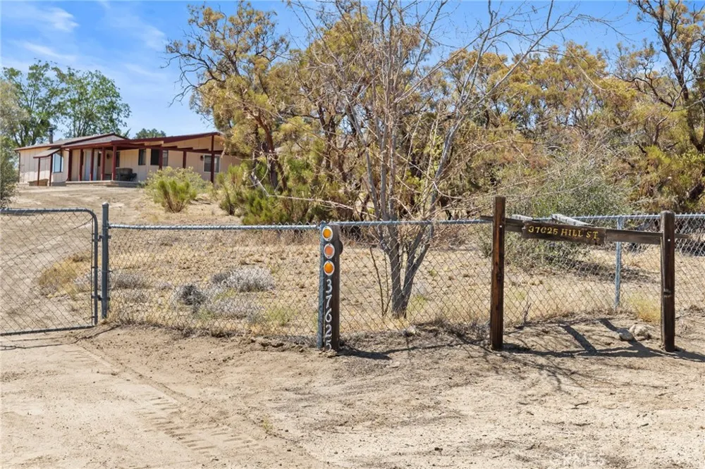 37625 Hill Anza, CA 92539