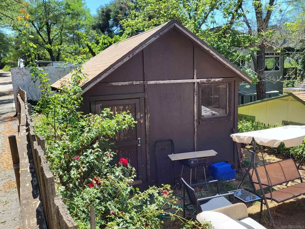 2617 C St Julian, CA 92036