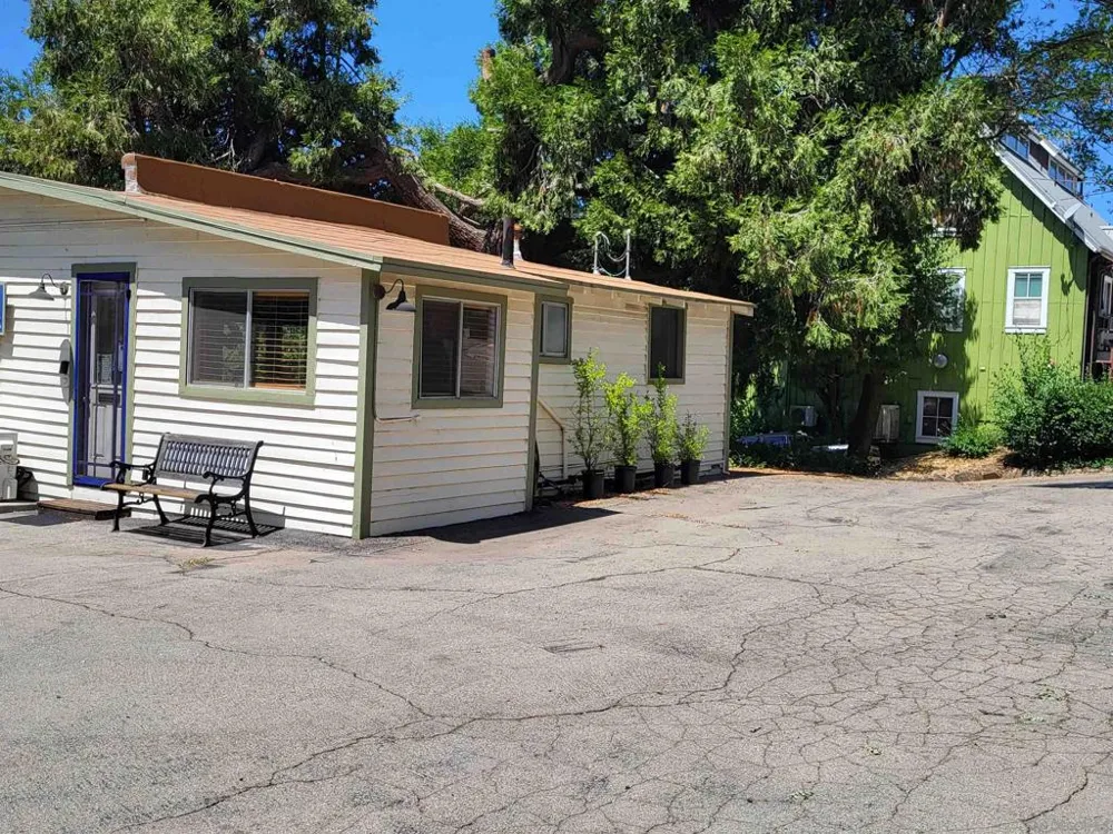 2617 C St Julian, CA 92036