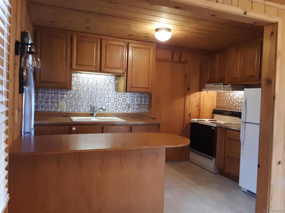2617 C St Julian, CA 92036