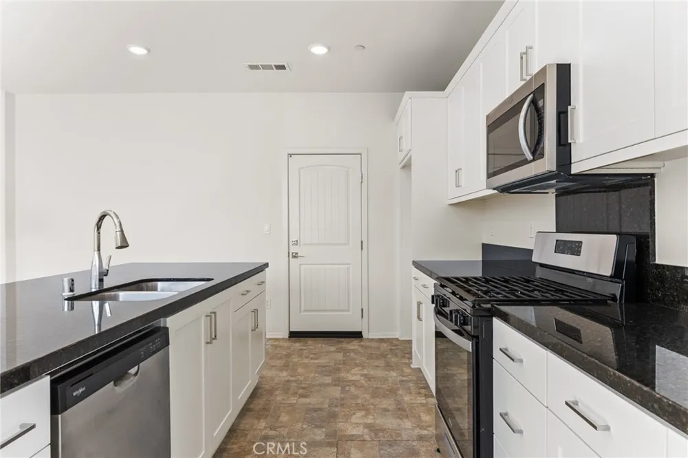 1820 Julie Drive Riverside, CA 92504