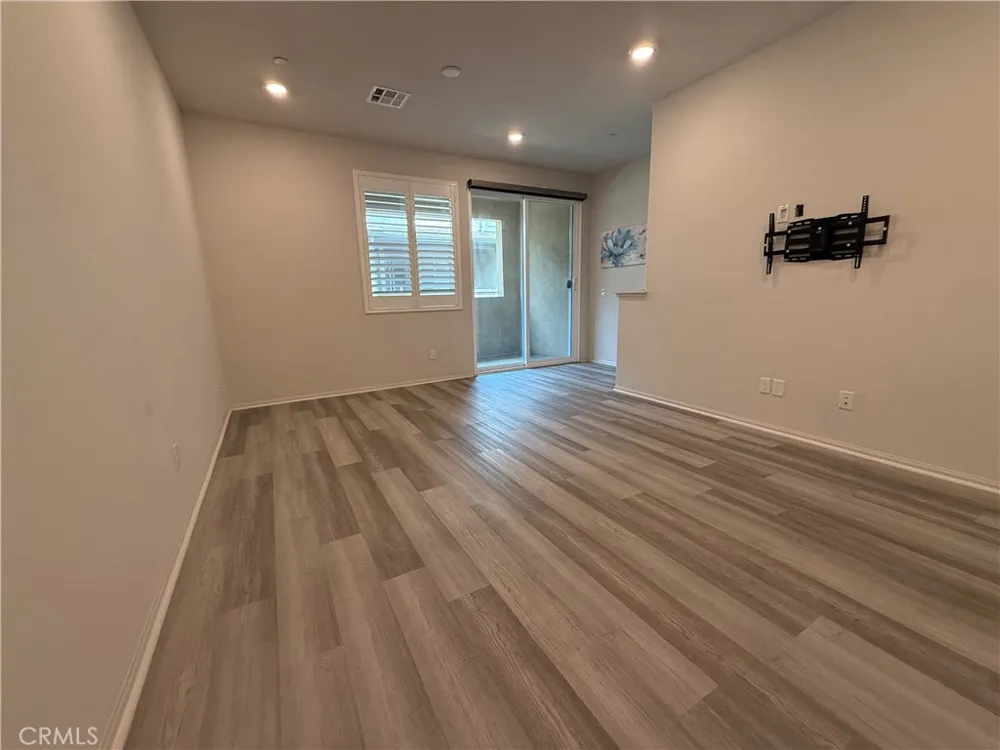 1307 Nimbus Pomona, CA 91768