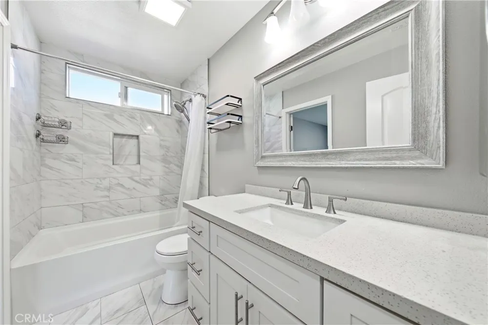 1256 S Diamond Bar Blvd #D Diamond Bar, CA 91765
