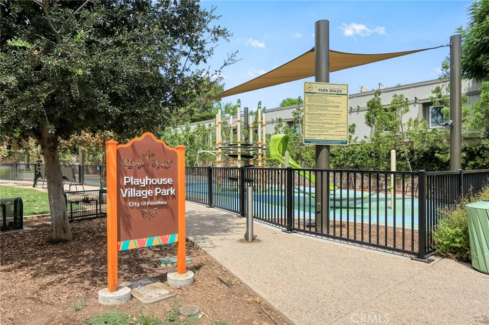 128 Oak Knoll #206 Pasadena, CA 91101