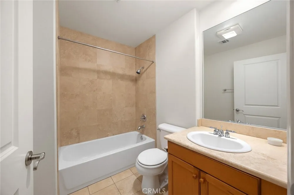 128 Oak Knoll #206 Pasadena, CA 91101