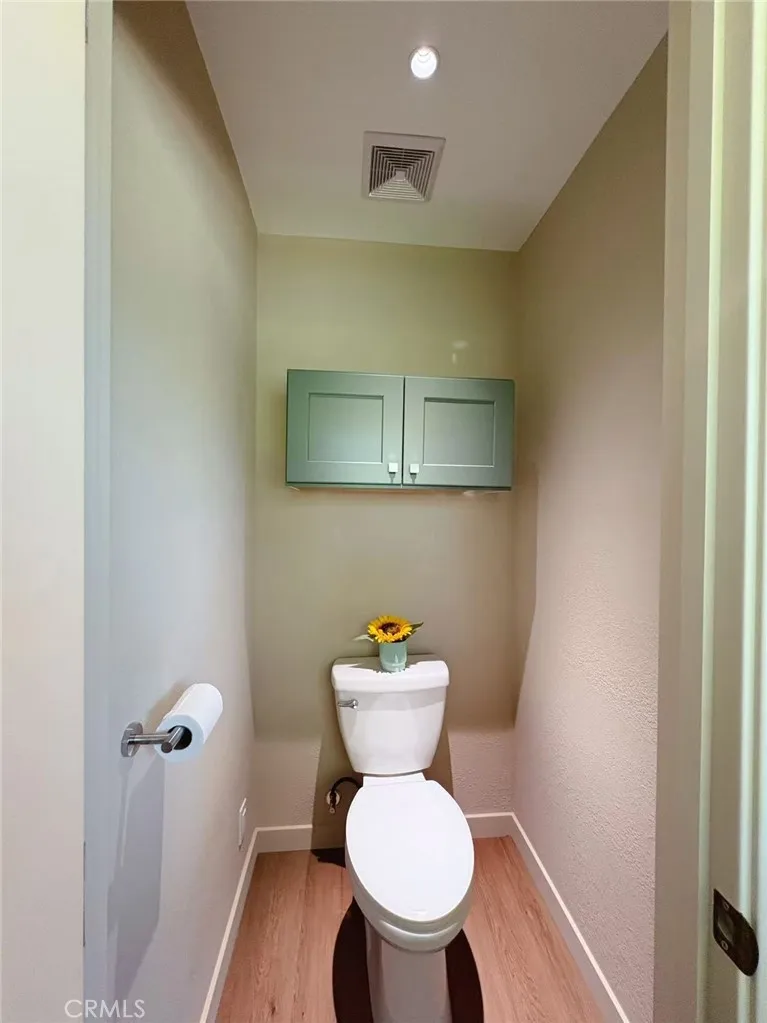 883 E Leadora Glendora, CA 91741