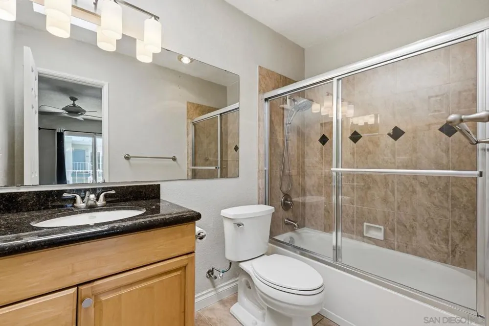 4747 Hamilton #12 San Diego, CA 92116