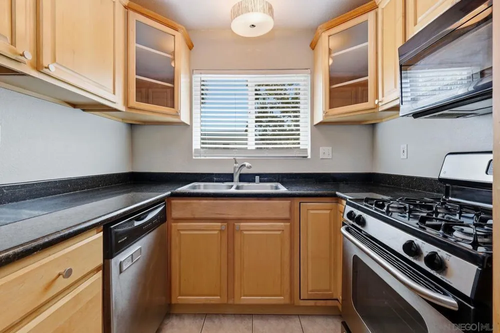 4747 Hamilton #12 San Diego, CA 92116