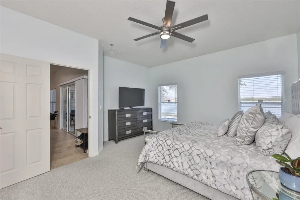 823 SEMINOLE SKY DRIVE Ruskin, FL 33570