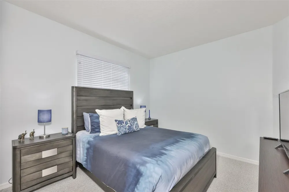 823 SEMINOLE SKY DRIVE Ruskin, FL 33570