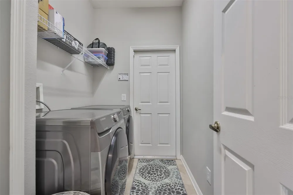 823 SEMINOLE SKY DRIVE Ruskin, FL 33570