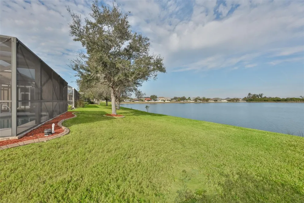823 SEMINOLE SKY DRIVE Ruskin, FL 33570