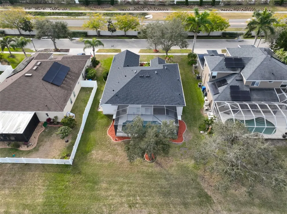 823 SEMINOLE SKY DRIVE Ruskin, FL 33570