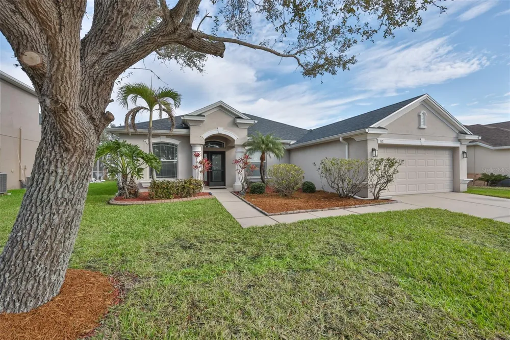 823 SEMINOLE SKY DRIVE Ruskin, FL 33570