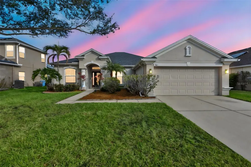 823 SEMINOLE SKY DRIVE Ruskin, FL 33570