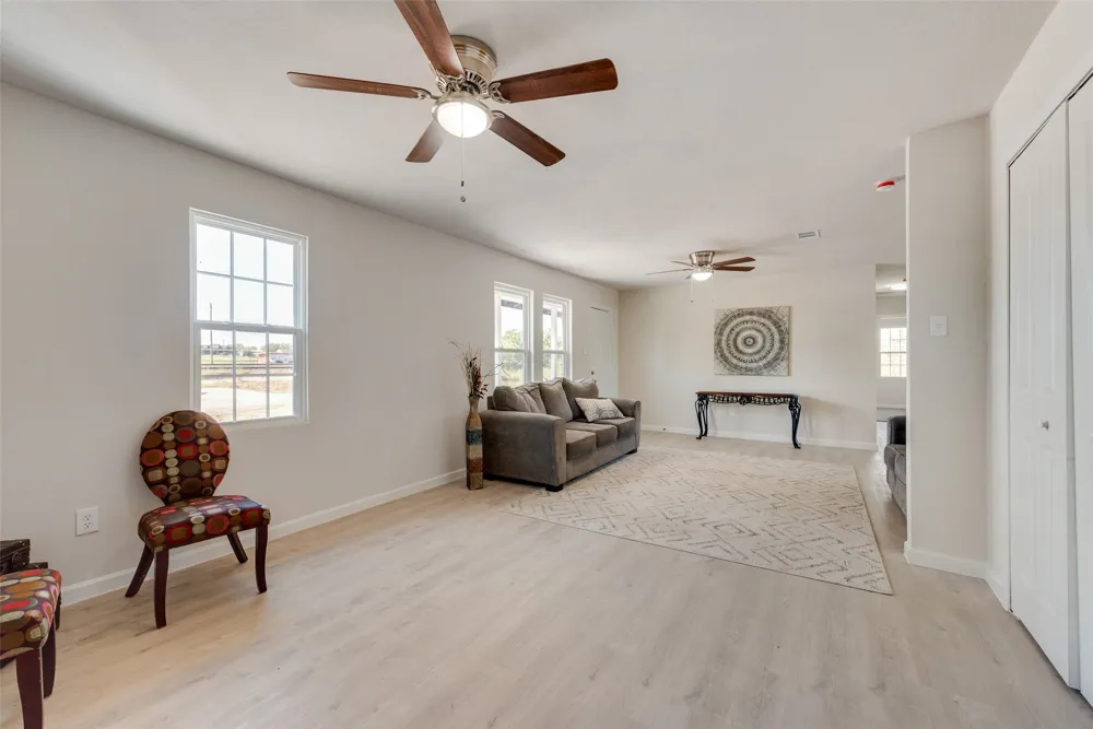 506 Fm 156 Ponder, TX 76259