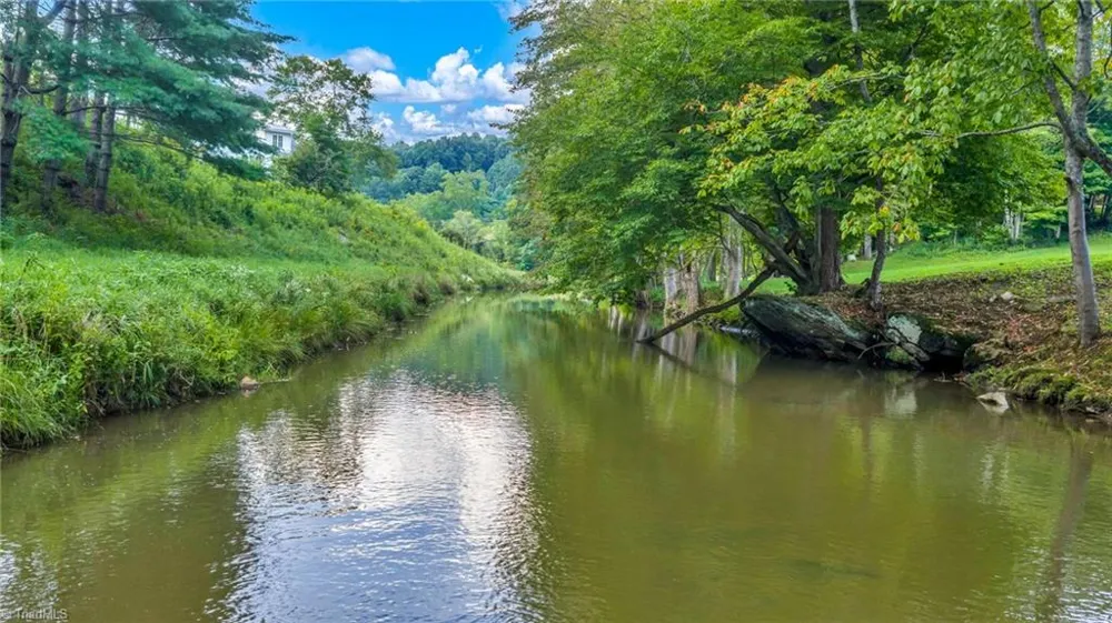 17036 NC Highway 88 W Creston, NC 28615