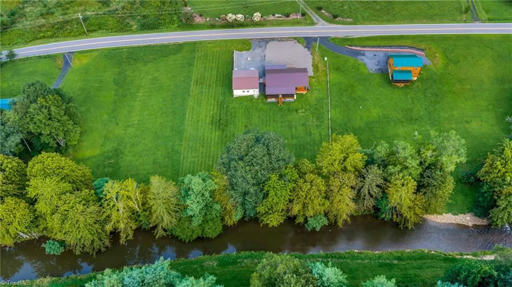 17036 NC Highway 88 W Creston, NC 28615