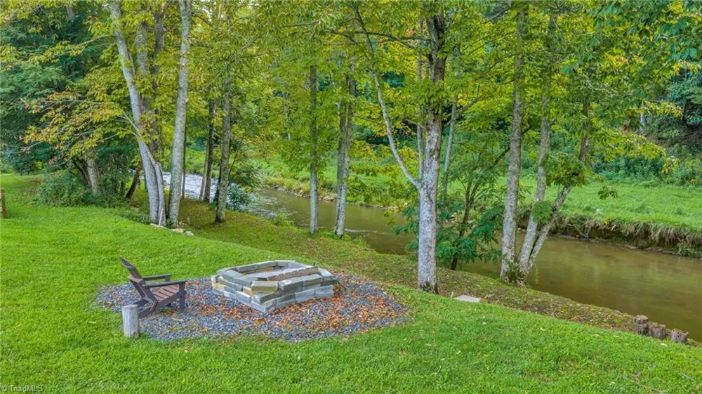 17036 NC Highway 88 W Creston, NC 28615