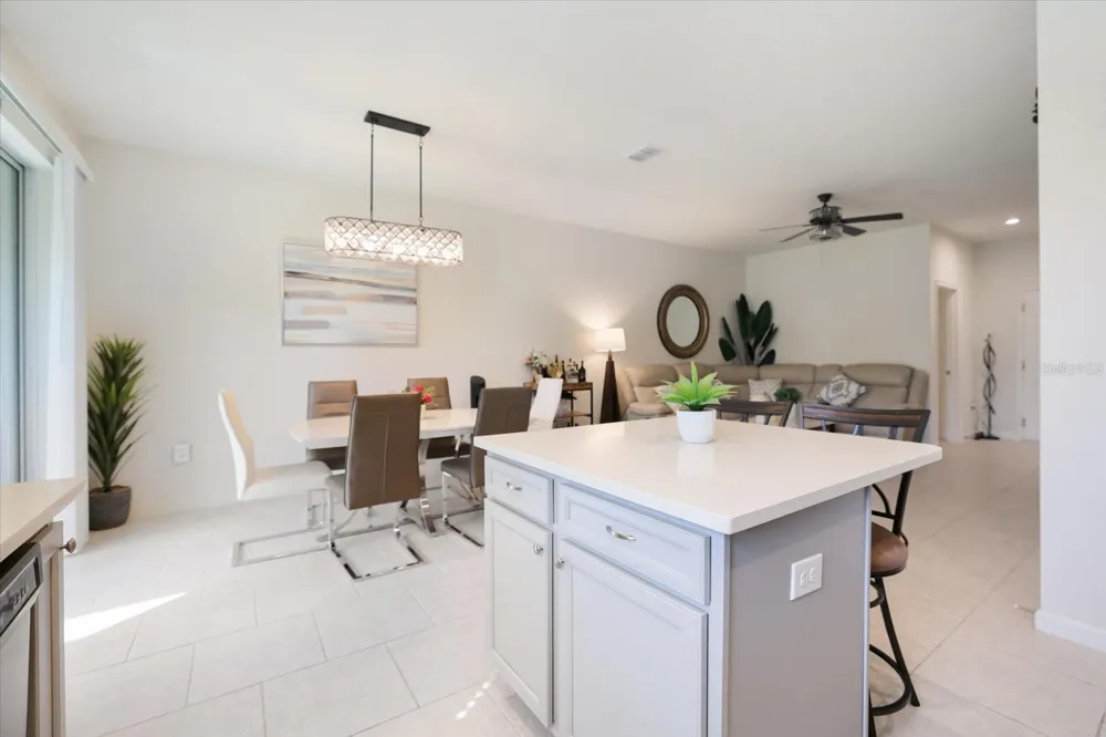 11814 SKY ACRES TERRACE Bradenton, FL 34211