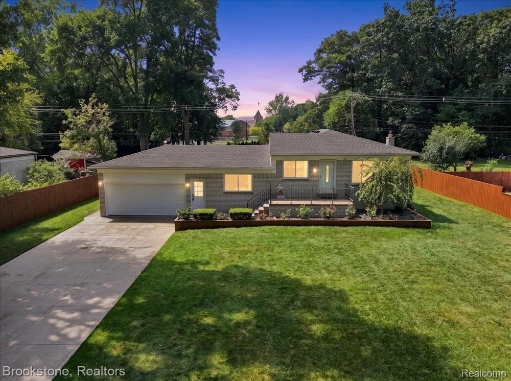 2494 Frankson Avenue Rochester Hills City, MI 48307